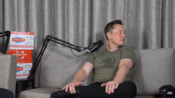 일론 머스크 최고경영자가 인터넷 라디오 팟캐스트에 출연해 ‘도지코인’의 장점에 대해 설명했다(사진=유튜브/ 풀센드팟캐스트